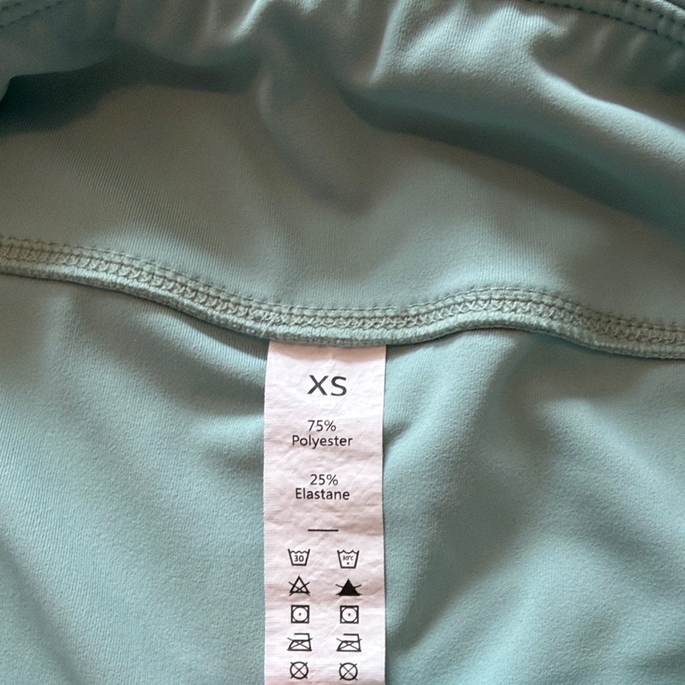 HALARA Women's Cream Bike Shorts - Picture 2 of 2